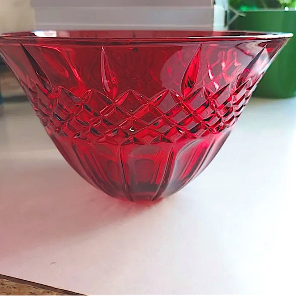 Marquis by Waterford Glass Cranberry bowl